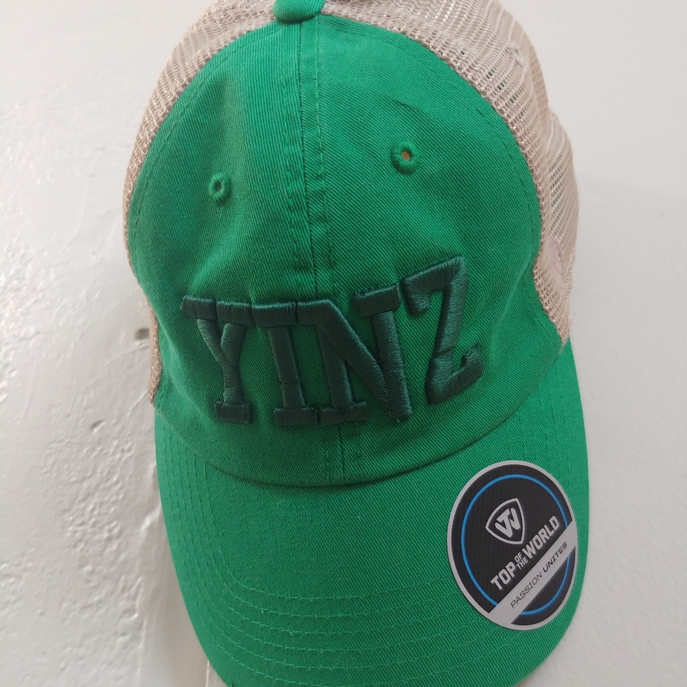 Top of the World NWT Yinz baseball cap snap green